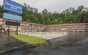 Bear Mount Inn And Suites